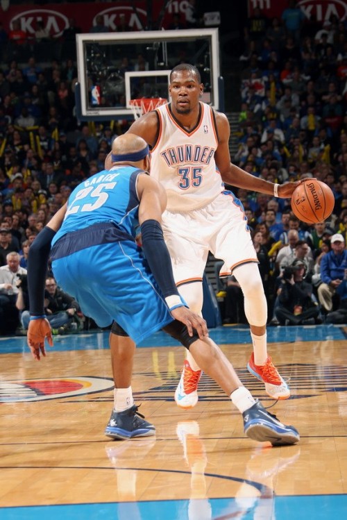 周鹏临危不 周鹏临危不